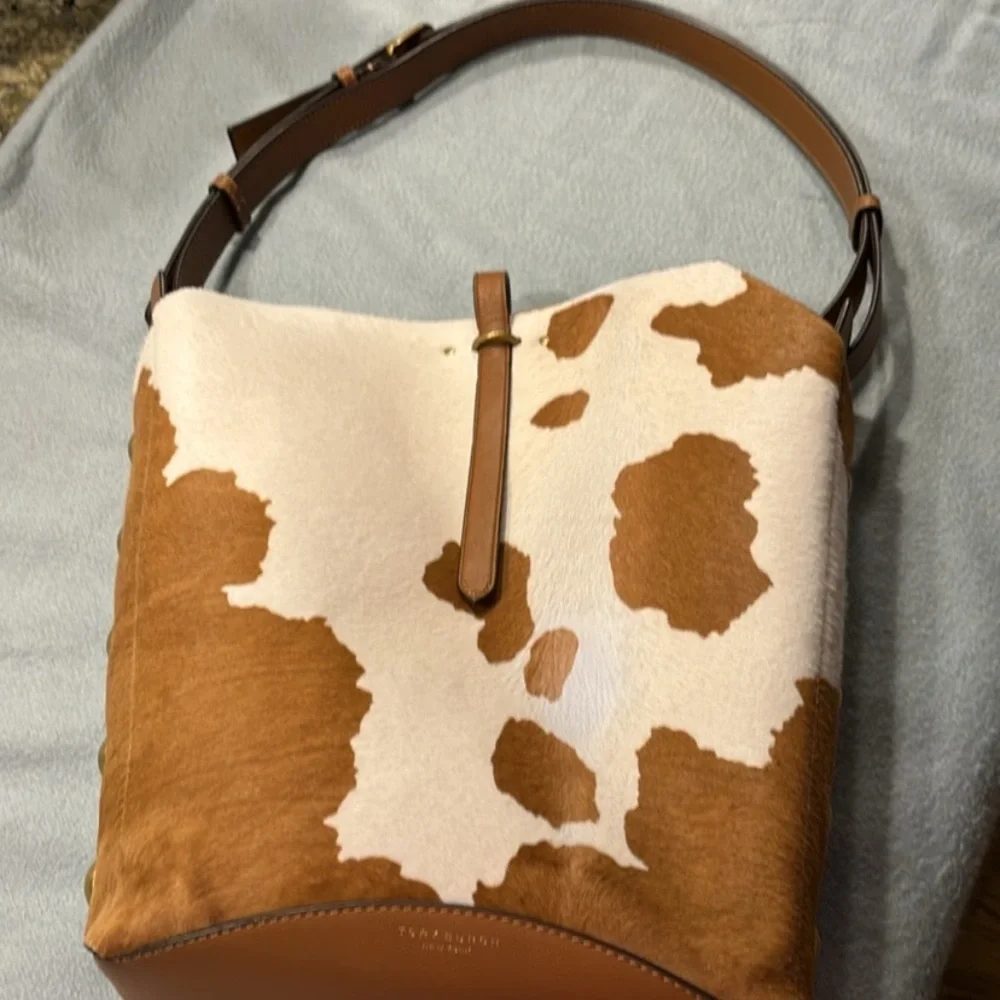Tory Burch Rowan Natural Calf Hair Leather Bucket Bag in Pueblo Brown Cream